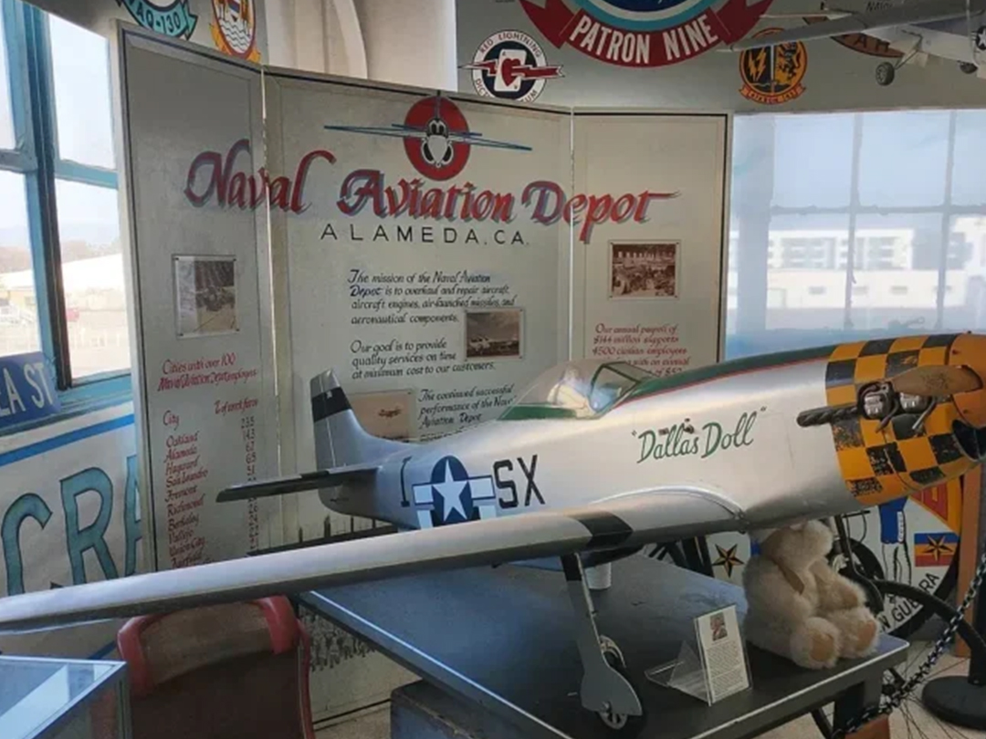Naval Air Museum Toggle
